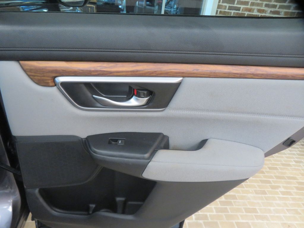 Photo 21 of this HONDA CR-V