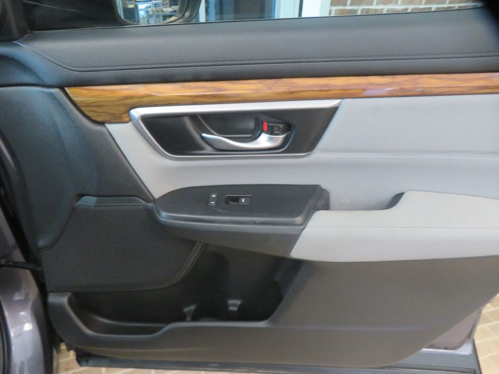 Photo 24 of this HONDA CR-V