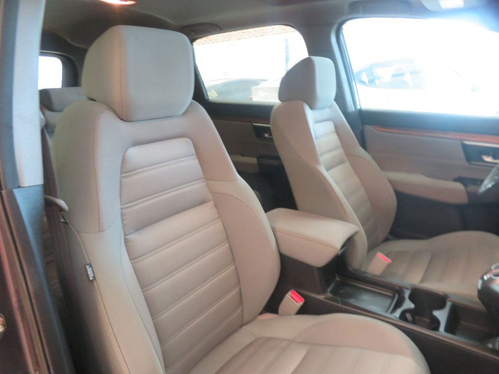 Photo 27 of this HONDA CR-V