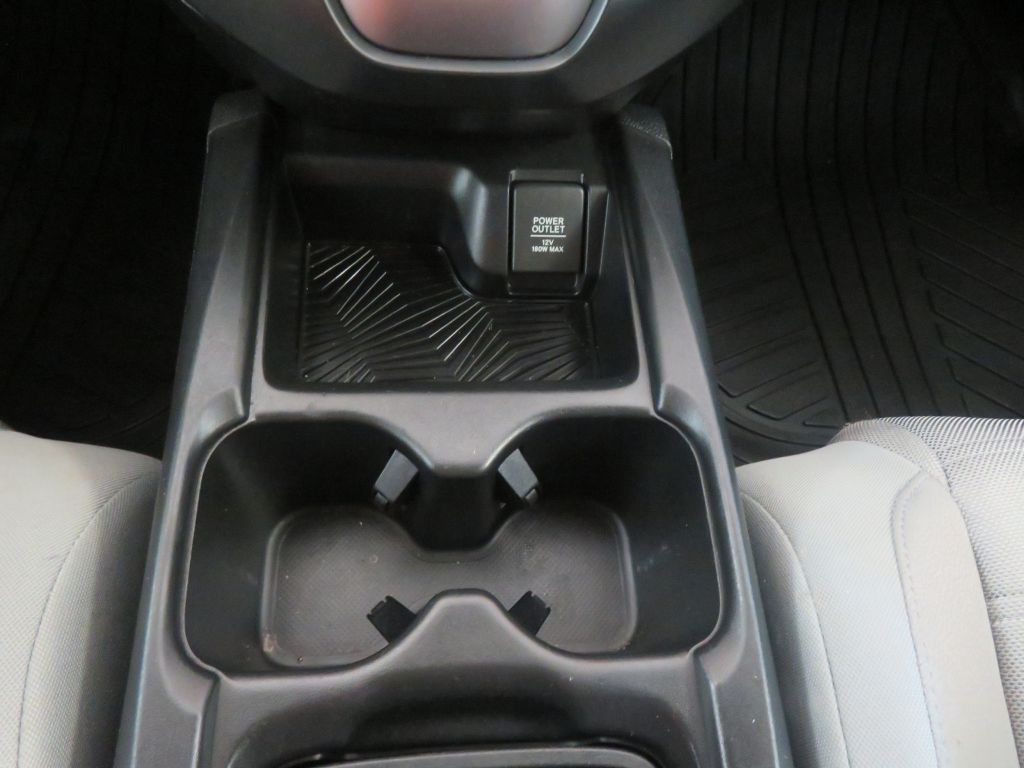 Photo 41 of this HONDA CR-V