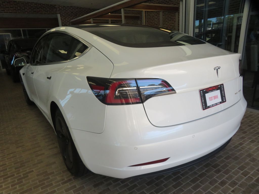 Photo 6 of this TESLA MODEL 3