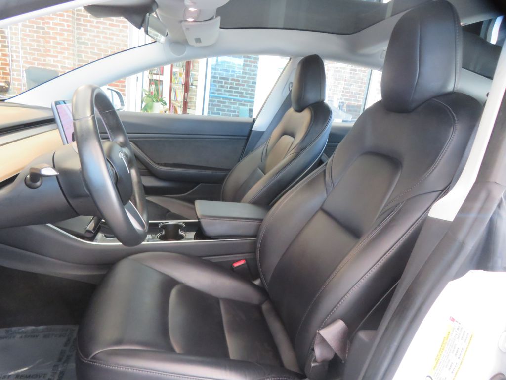 Photo 15 of this TESLA MODEL 3