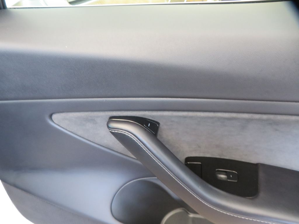 Photo 25 of this TESLA MODEL 3