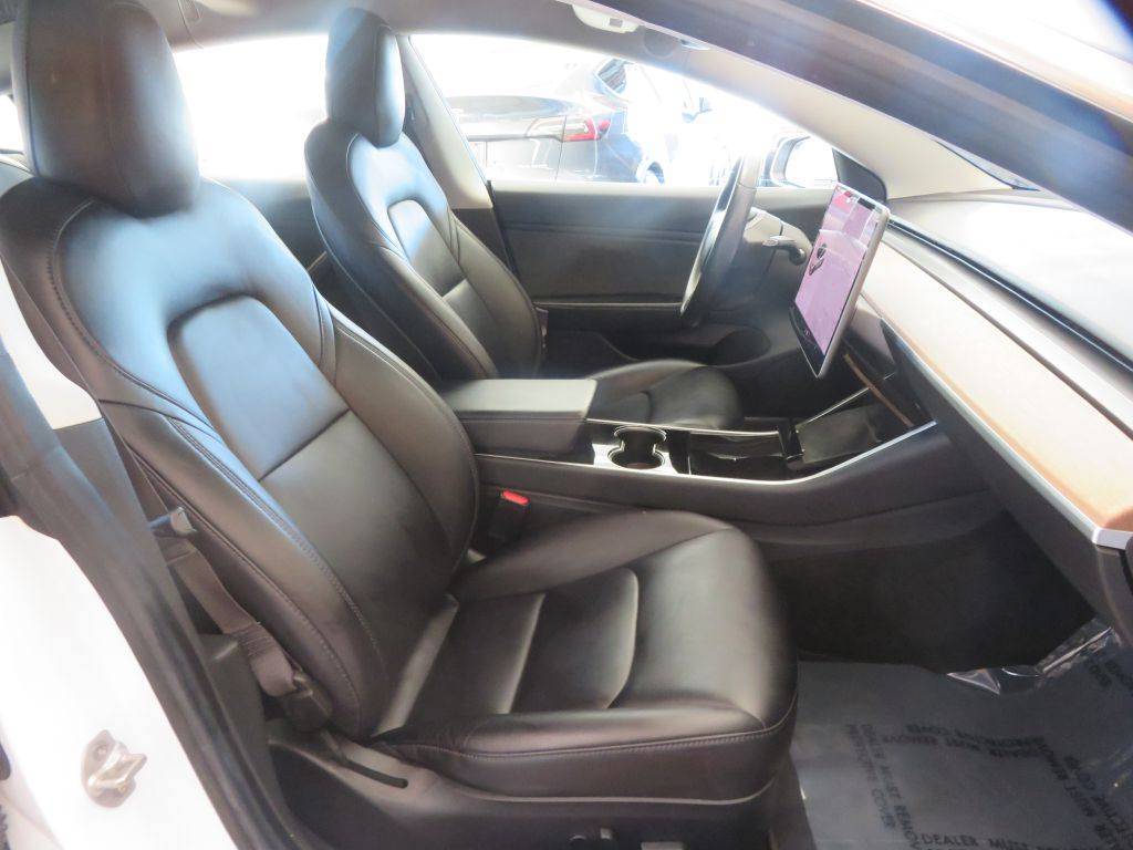 Photo 26 of this TESLA MODEL 3