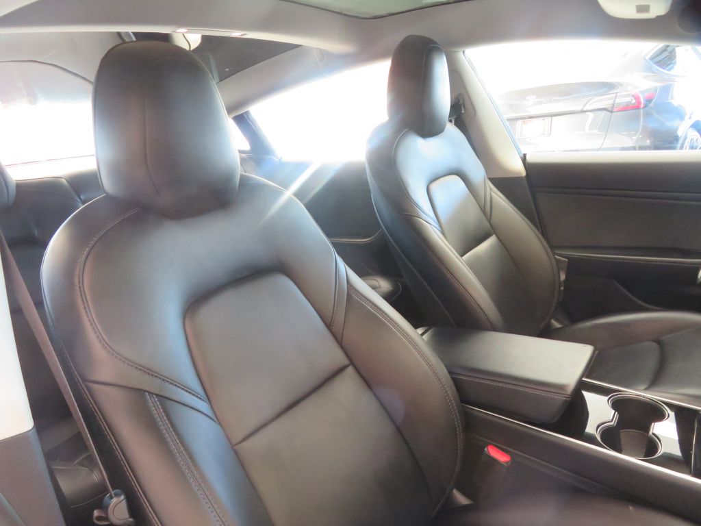 Photo 28 of this TESLA MODEL 3
