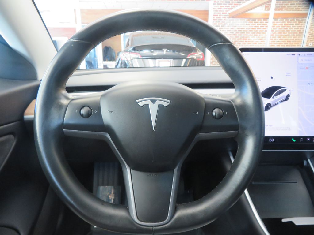 Photo 30 of this TESLA MODEL 3