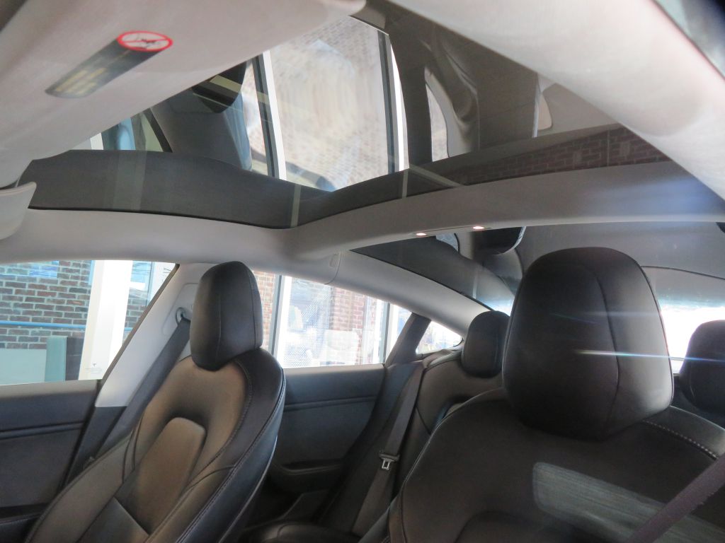 Photo 54 of this TESLA MODEL 3