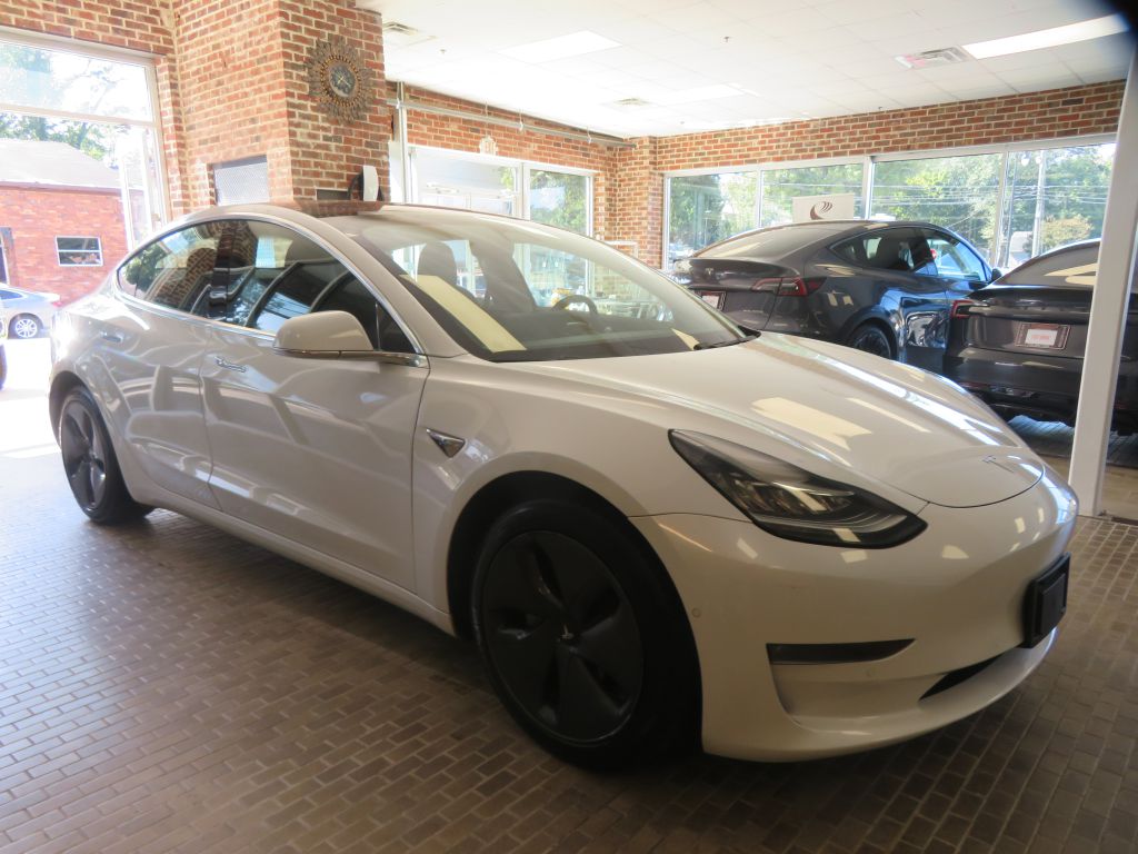 Photo 61 of this TESLA MODEL 3