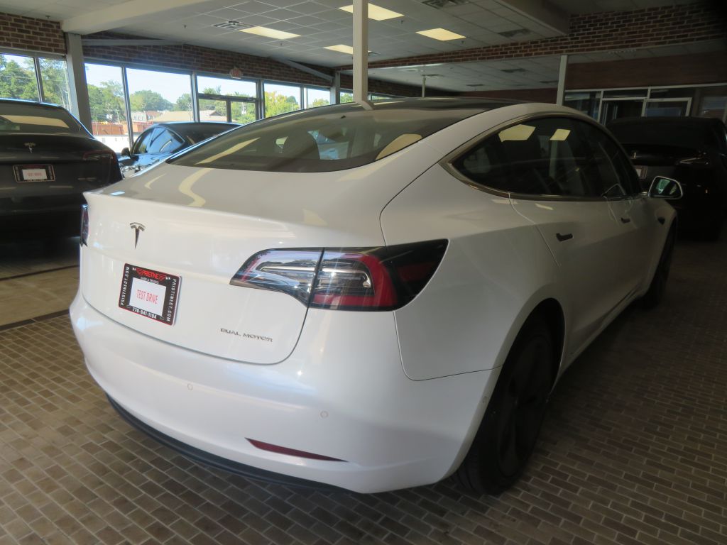 Photo 63 of this TESLA MODEL 3