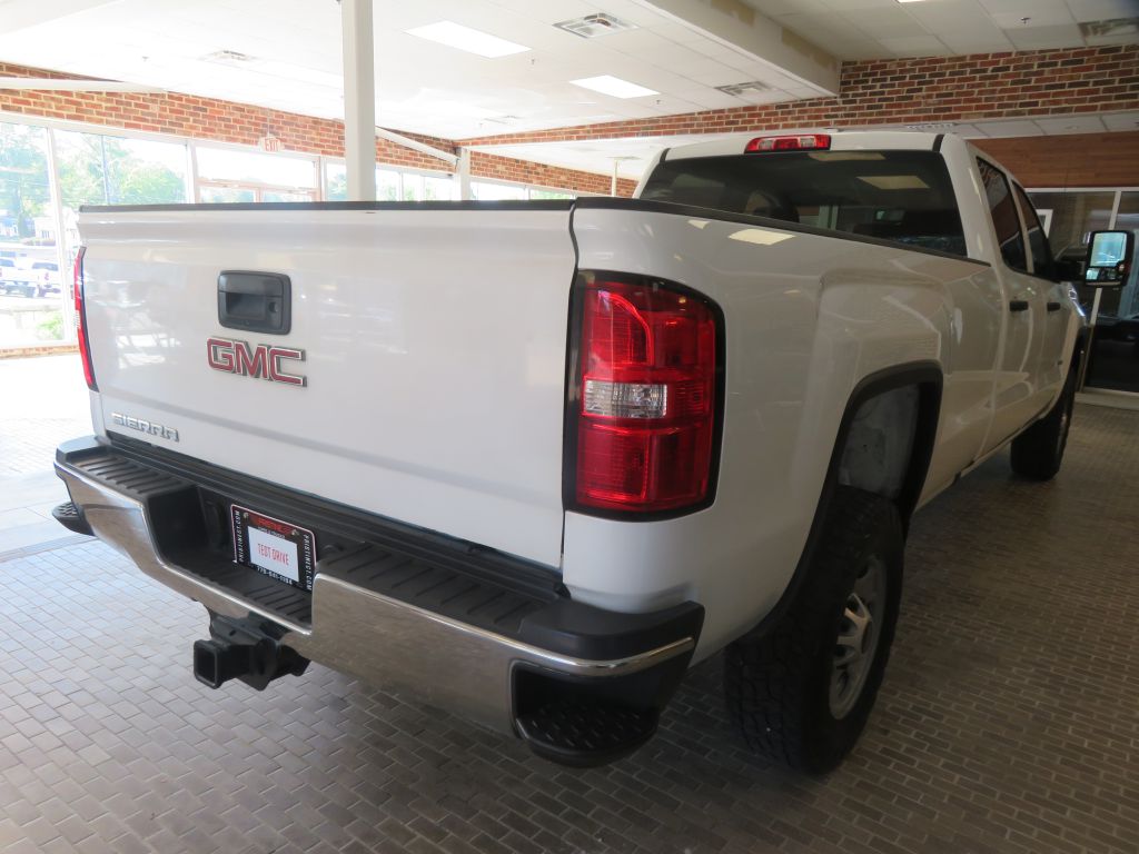 Photo 4 of this GMC SIERRA 2500