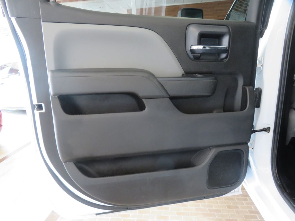 Photo 18 of this GMC SIERRA 2500