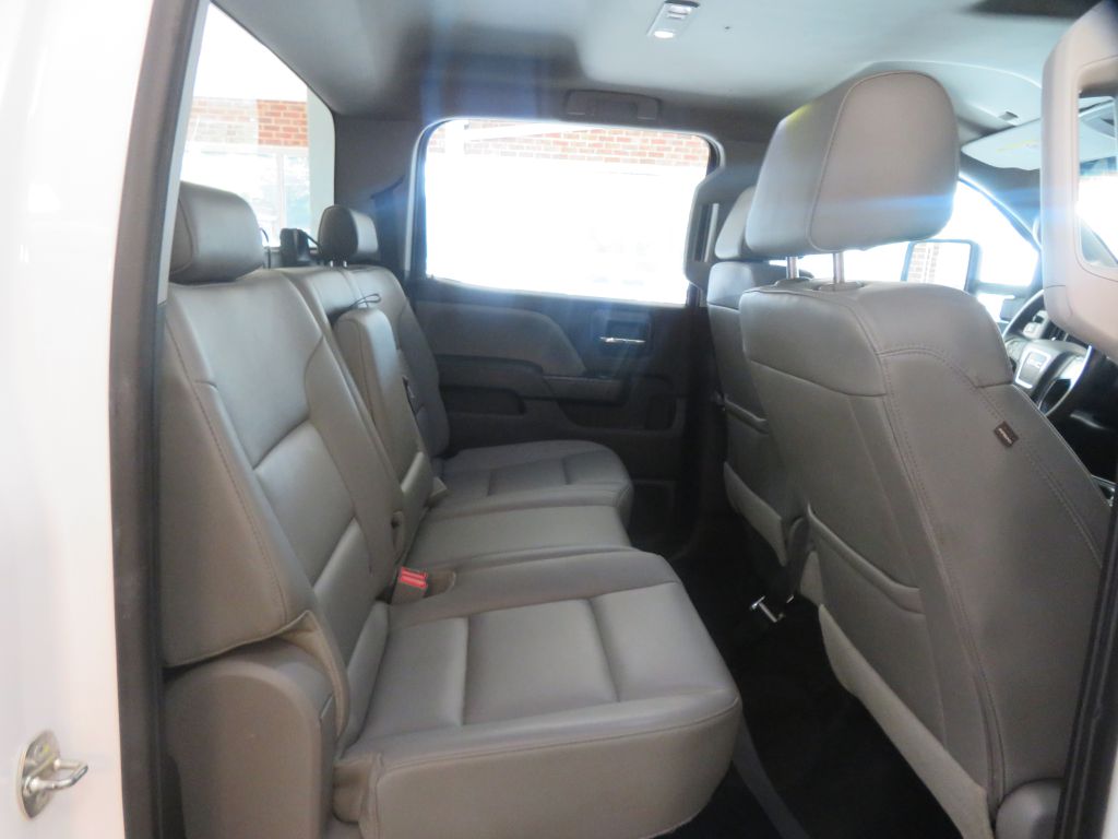 Photo 23 of this GMC SIERRA 2500