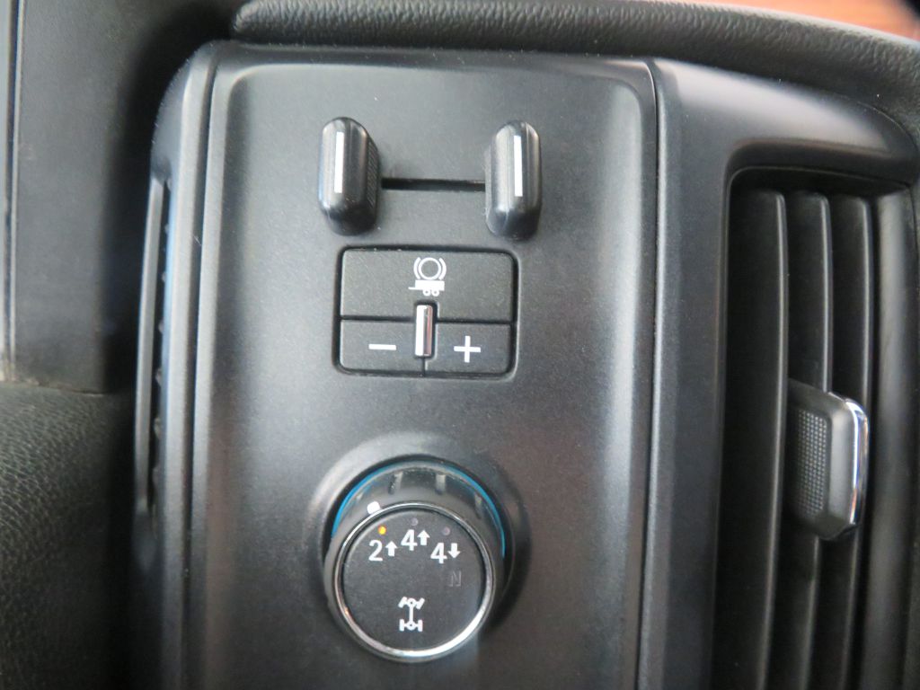 Photo 35 of this GMC SIERRA 2500
