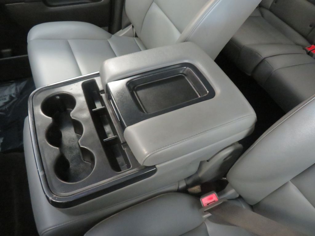 Photo 43 of this GMC SIERRA 2500
