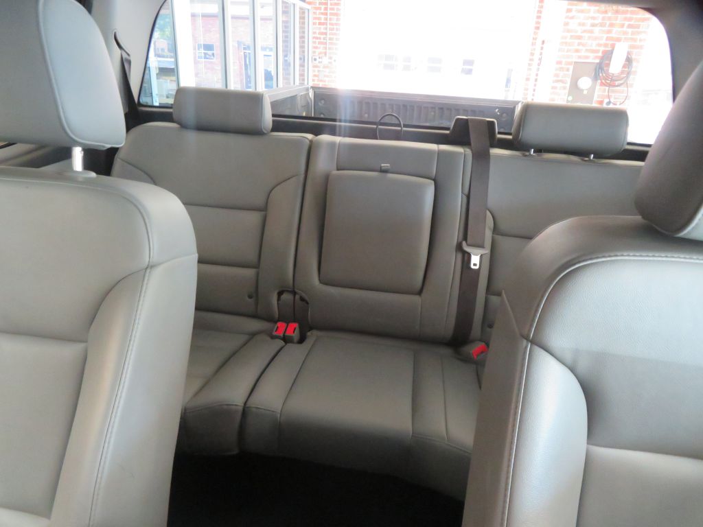 Photo 44 of this GMC SIERRA 2500