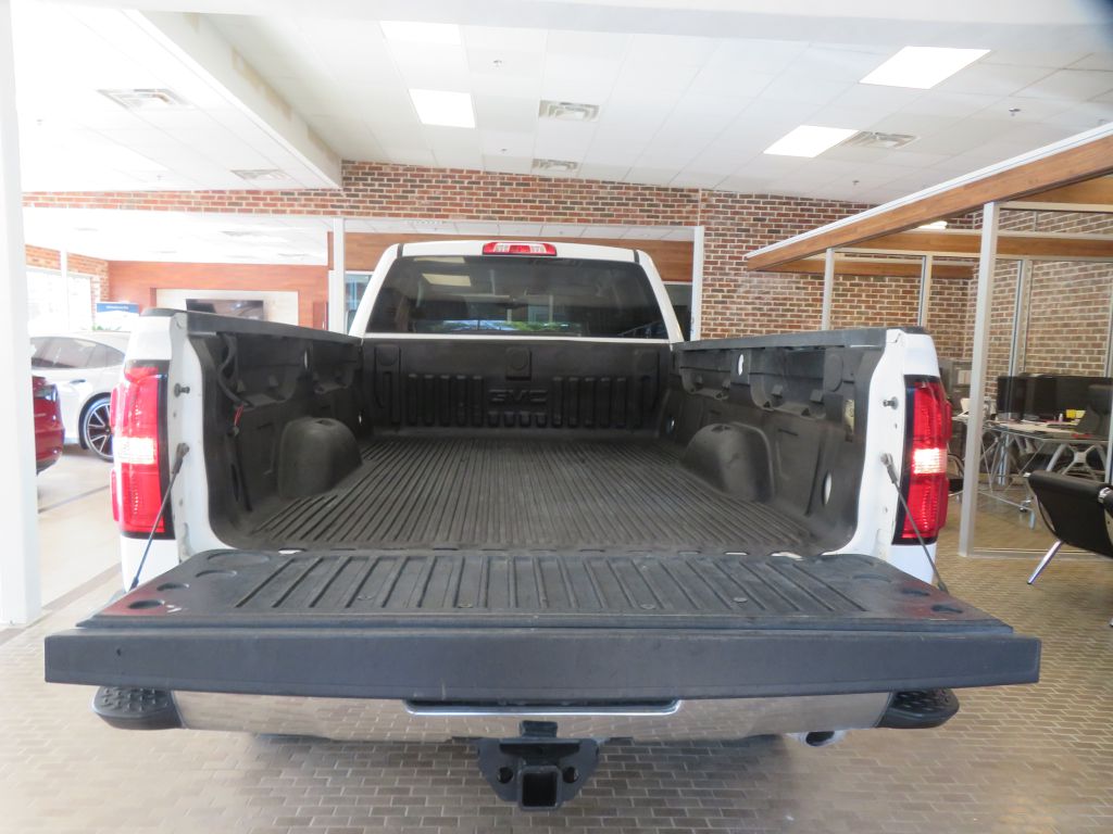 Photo 46 of this GMC SIERRA 2500