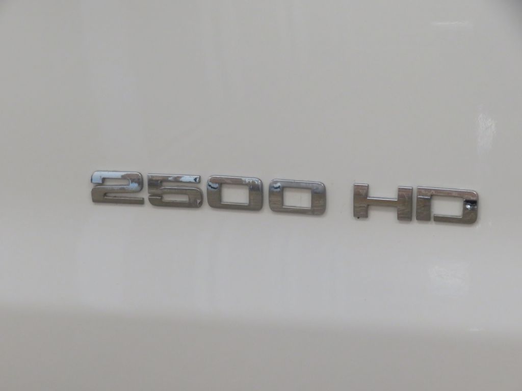 Photo 65 of this GMC SIERRA 2500