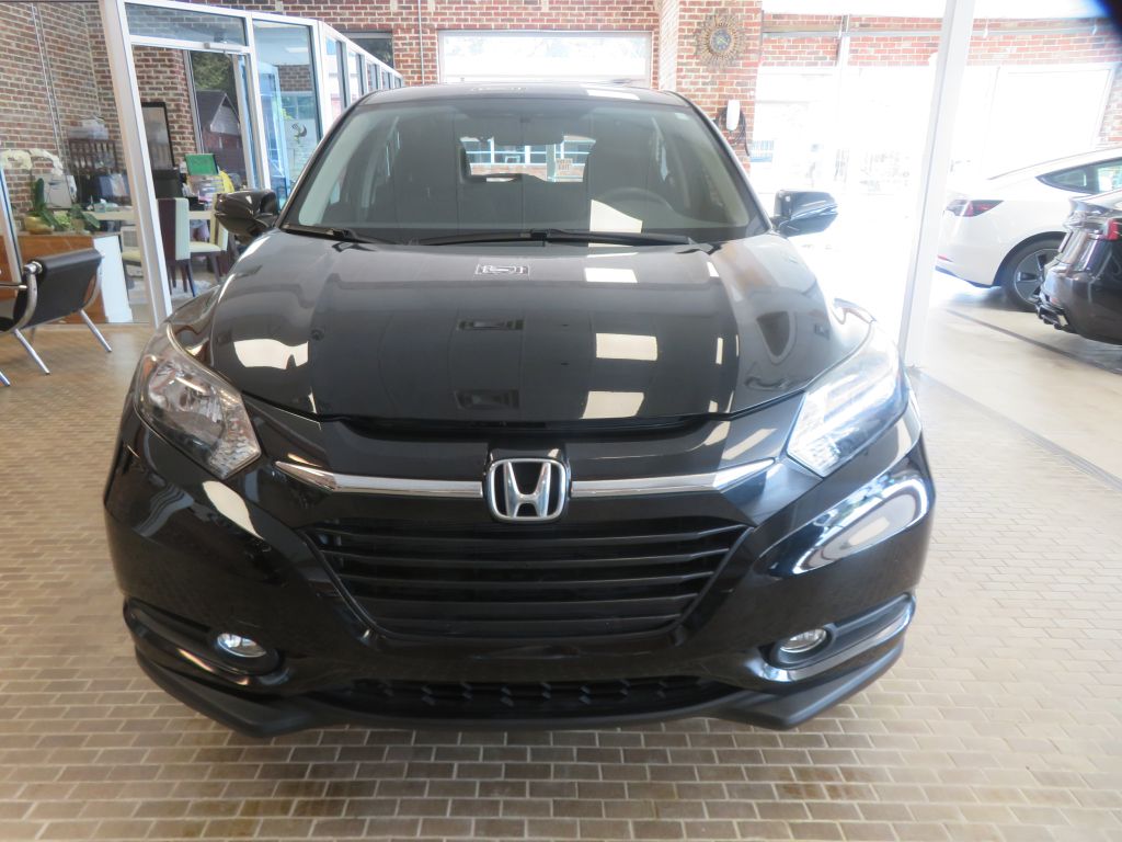 Photo 2 of this HONDA HR-V