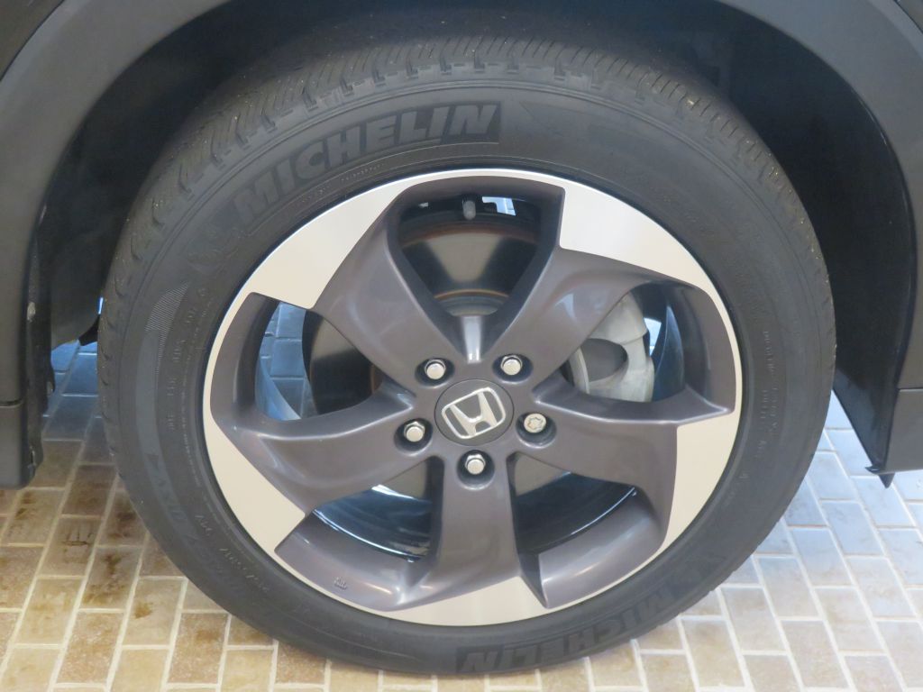 Photo 10 of this HONDA HR-V