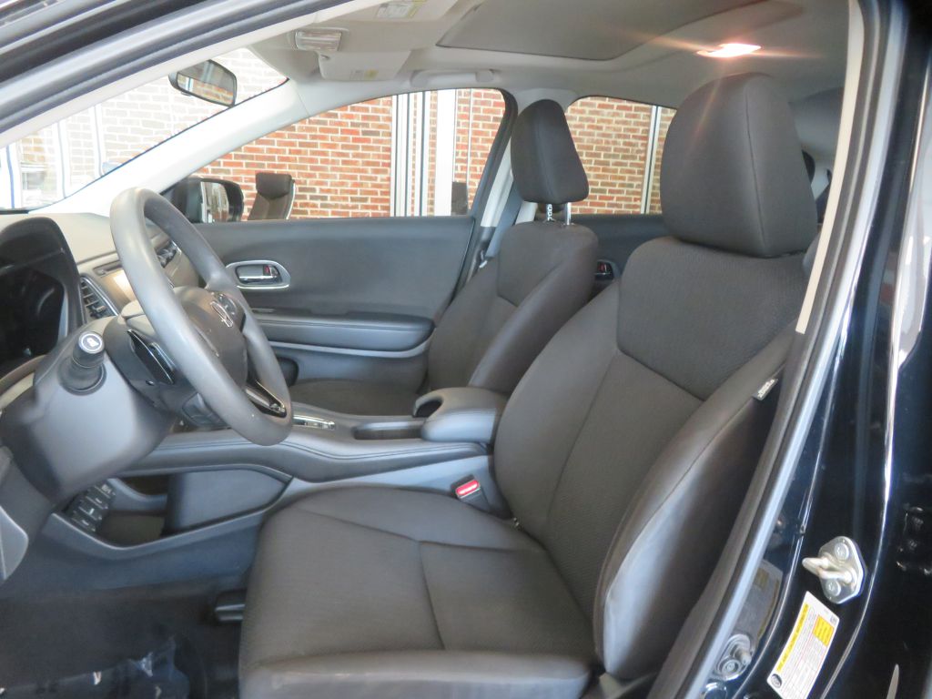 Photo 15 of this HONDA HR-V