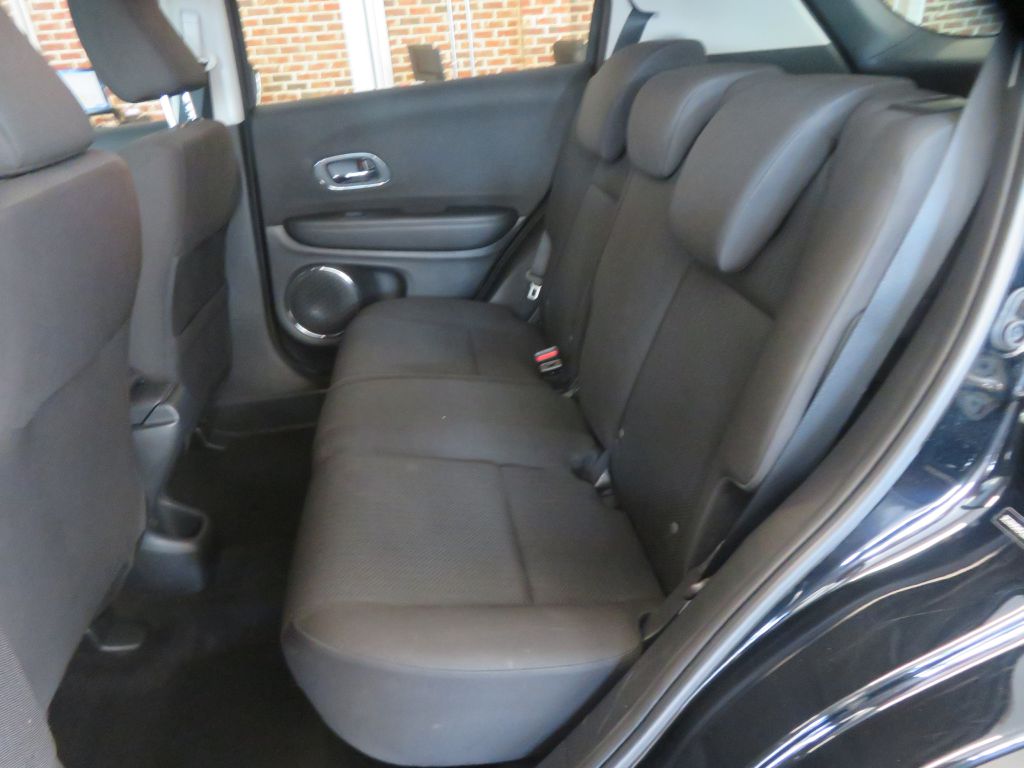 Photo 19 of this HONDA HR-V