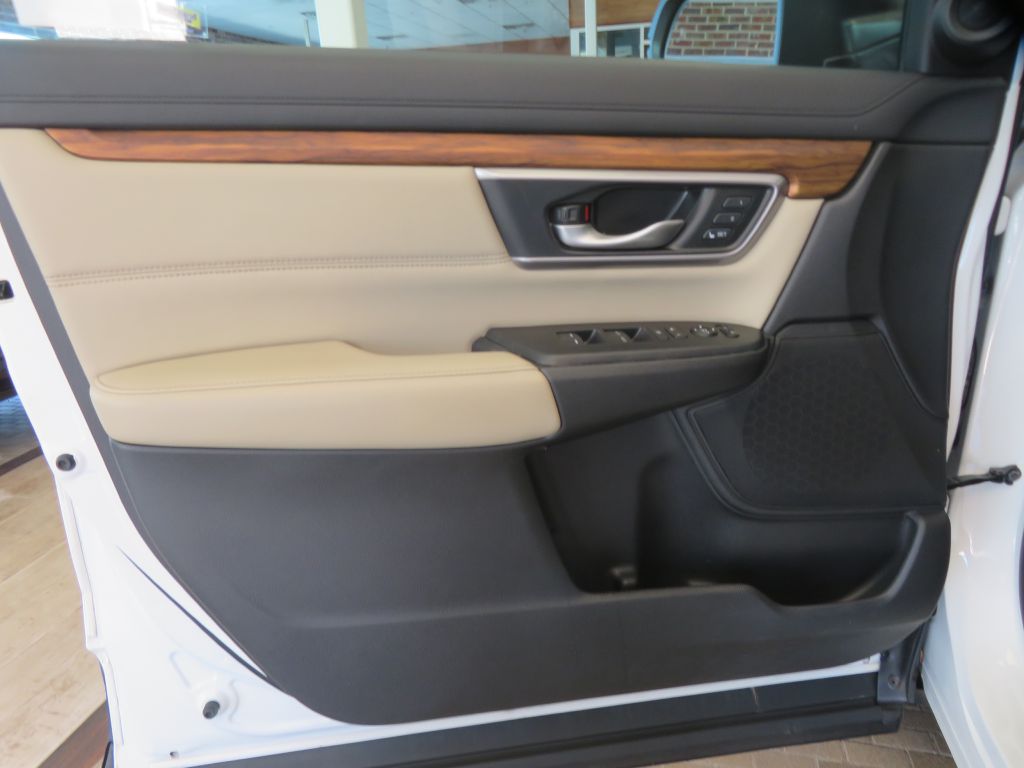 Photo 13 of this HONDA CR-V
