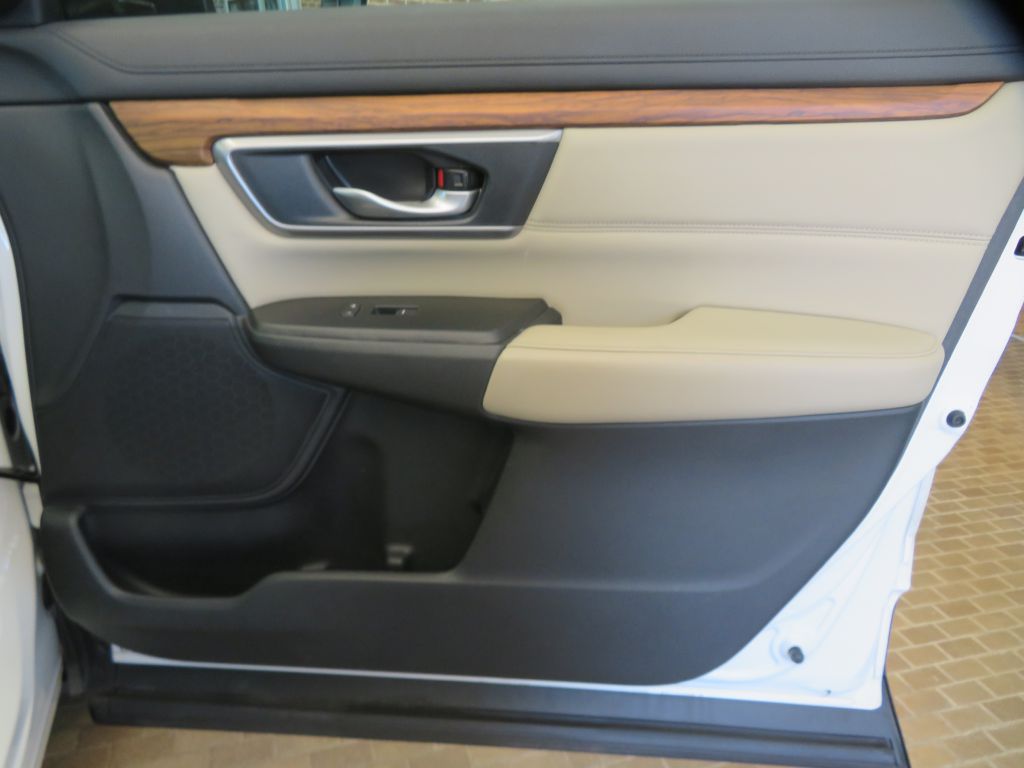 Photo 26 of this HONDA CR-V