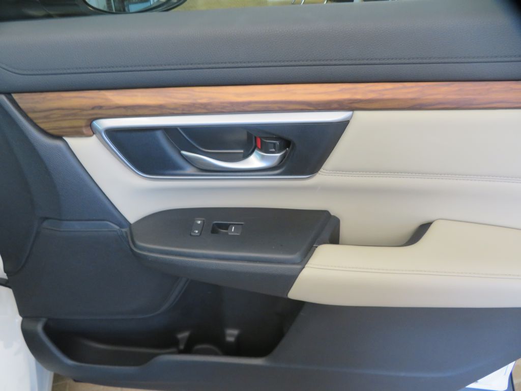 Photo 27 of this HONDA CR-V