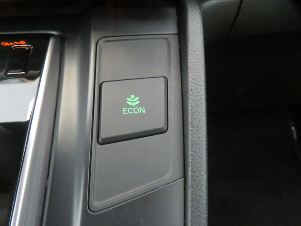 Photo 44 of this HONDA CR-V