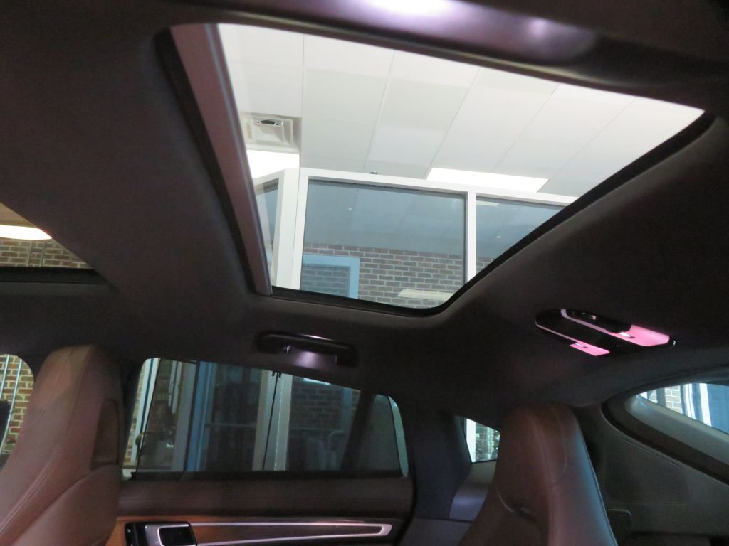 Photo 54 of this PORSCHE PANAMERA