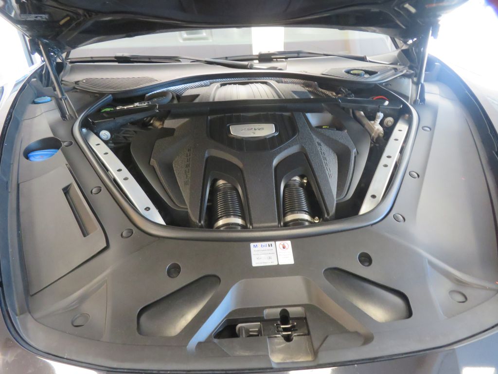 Photo 62 of this PORSCHE PANAMERA