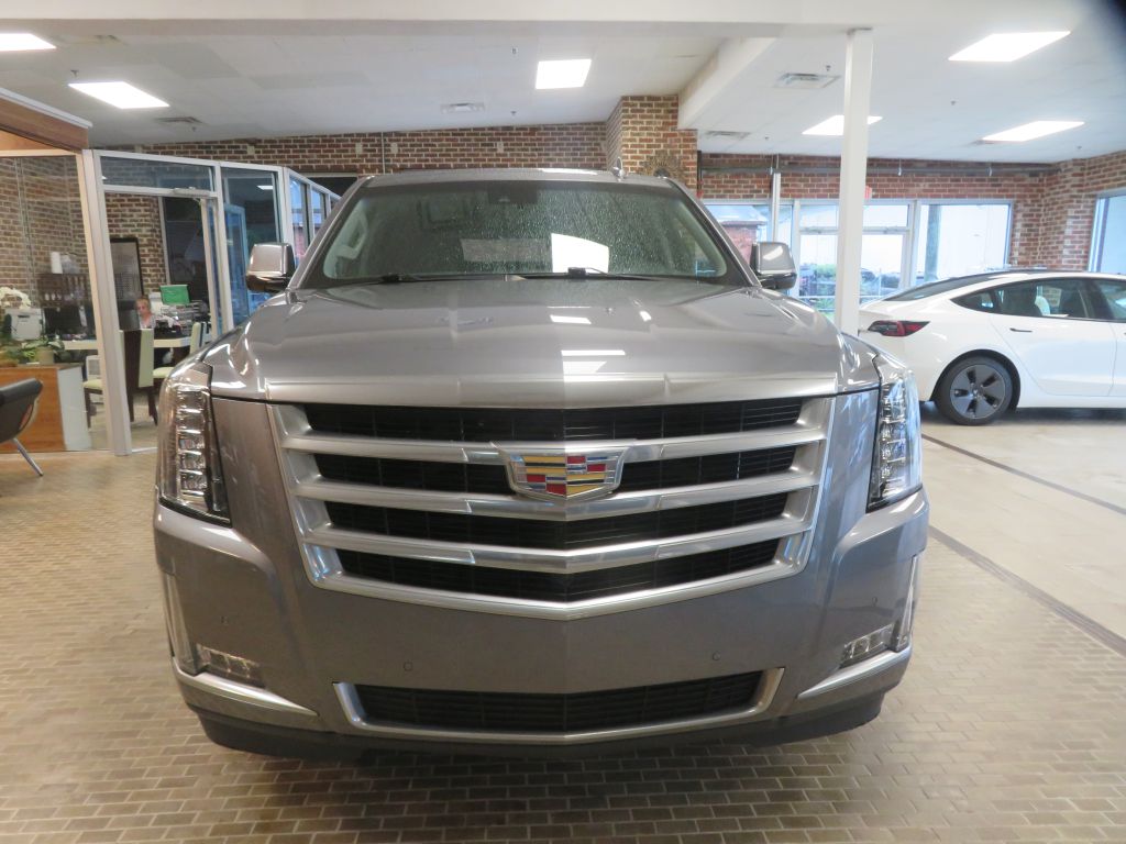 Photo 2 of this CADILLAC ESCALADE
