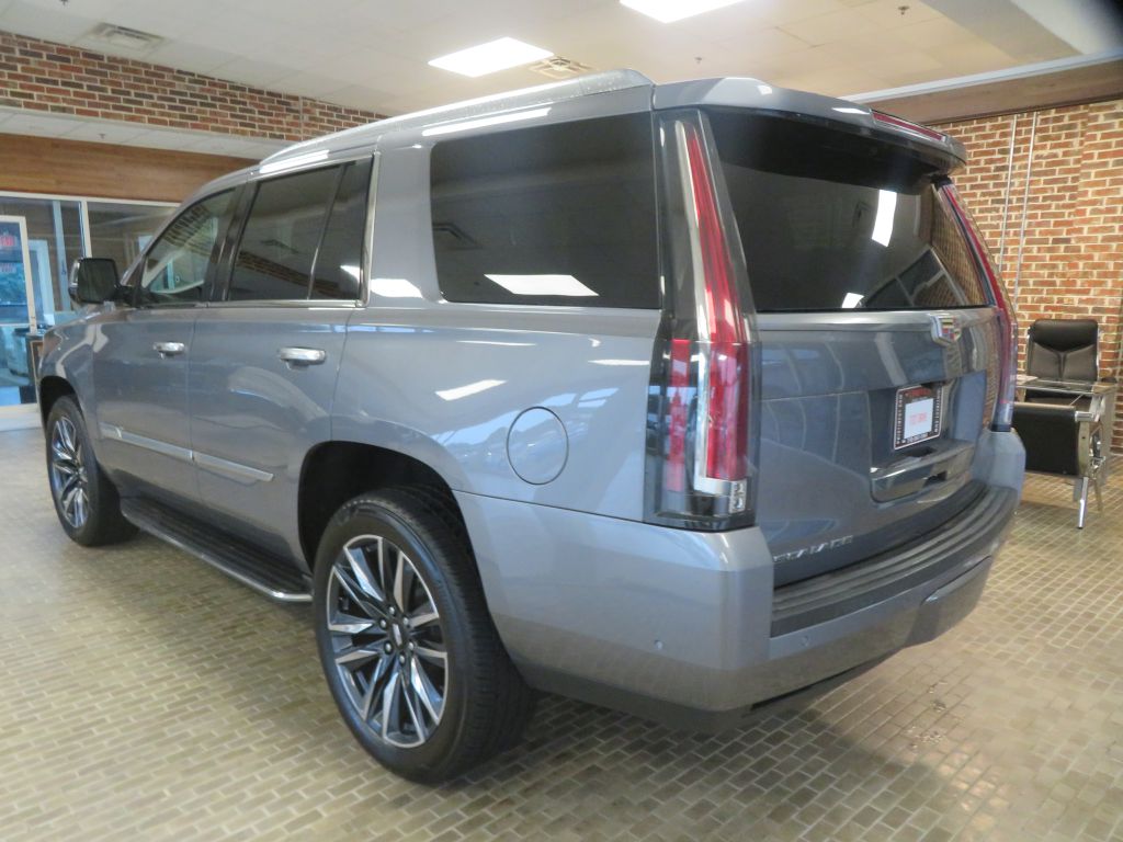 Photo 6 of this CADILLAC ESCALADE