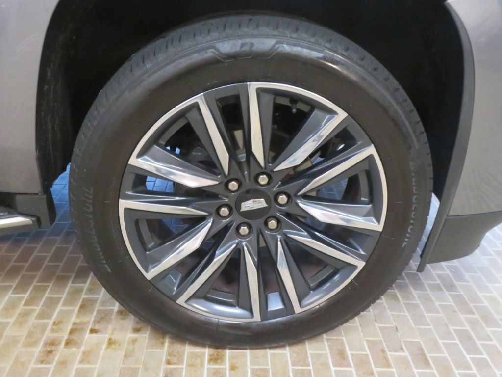 Photo 10 of this CADILLAC ESCALADE