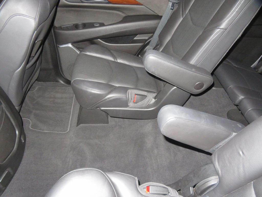 Photo 60 of this CADILLAC ESCALADE