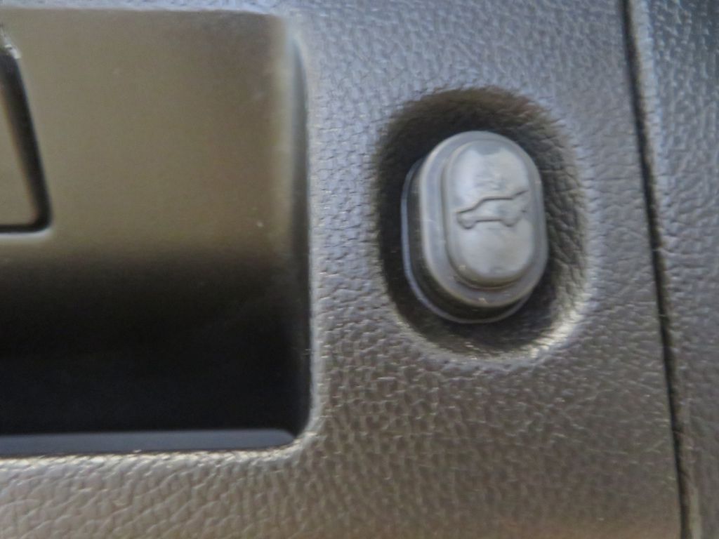 Photo 65 of this CADILLAC ESCALADE