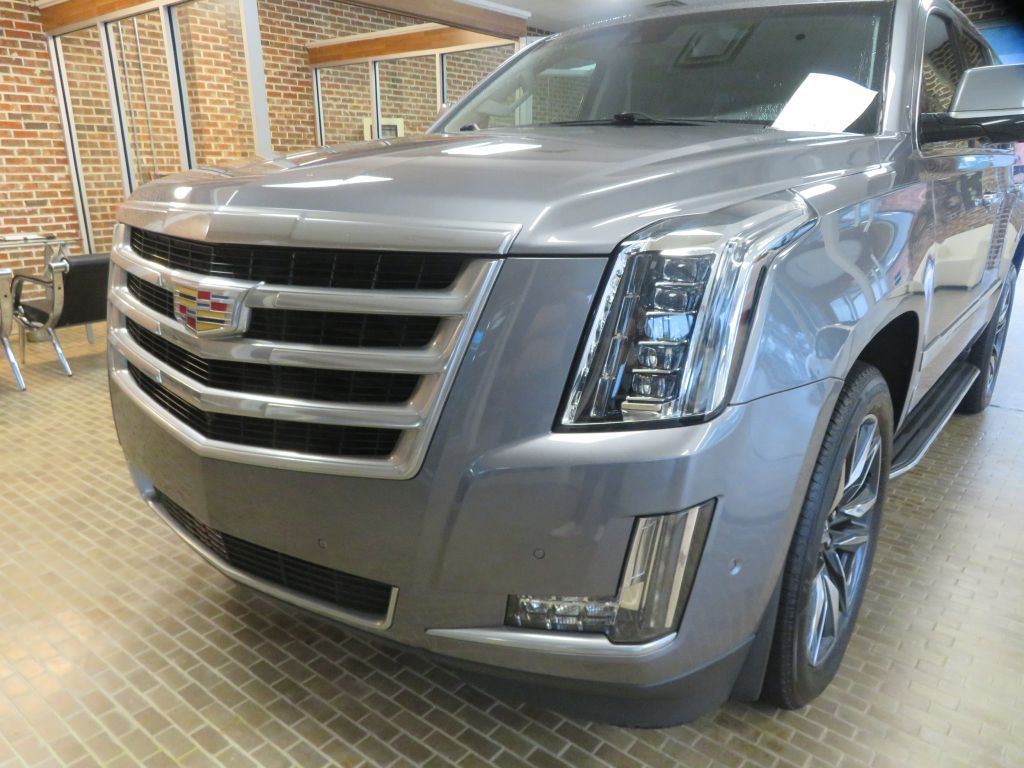 Photo 74 of this CADILLAC ESCALADE