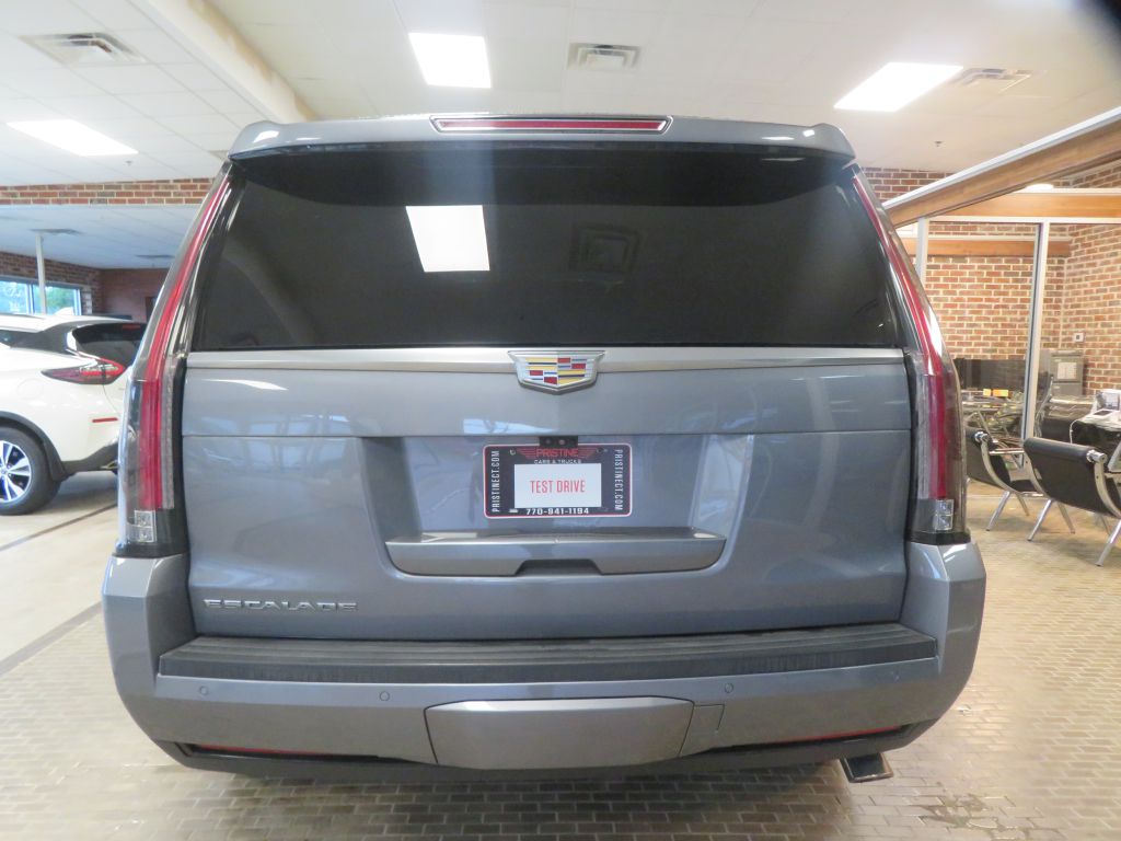 Photo 82 of this CADILLAC ESCALADE