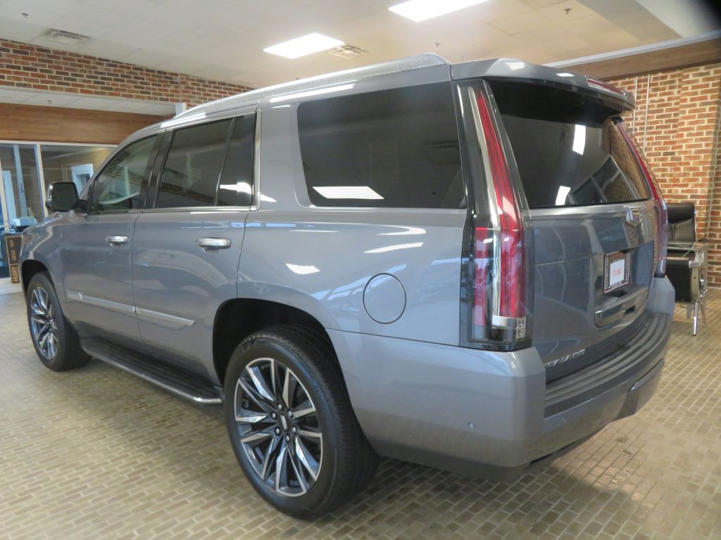 Photo 88 of this CADILLAC ESCALADE