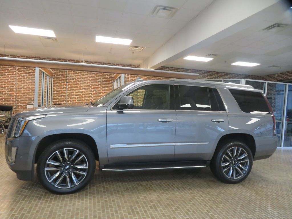 Photo 89 of this CADILLAC ESCALADE