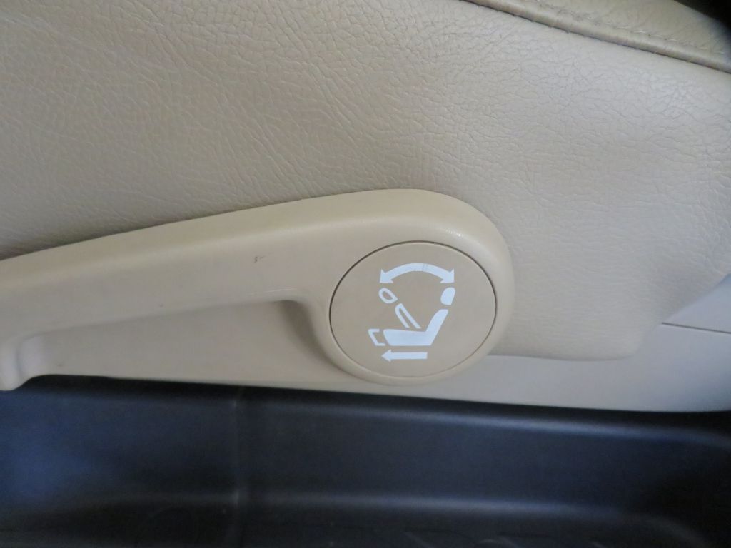 Photo 21 of this TOYOTA SEQUOIA