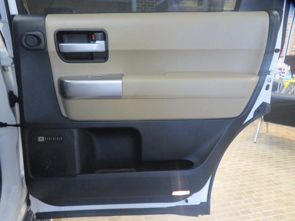 Photo 25 of this TOYOTA SEQUOIA