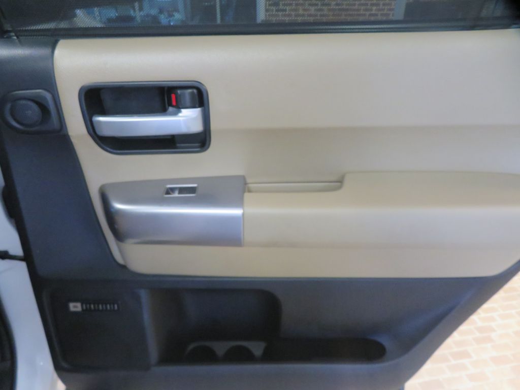 Photo 26 of this TOYOTA SEQUOIA
