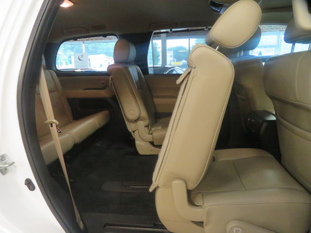 Photo 30 of this TOYOTA SEQUOIA