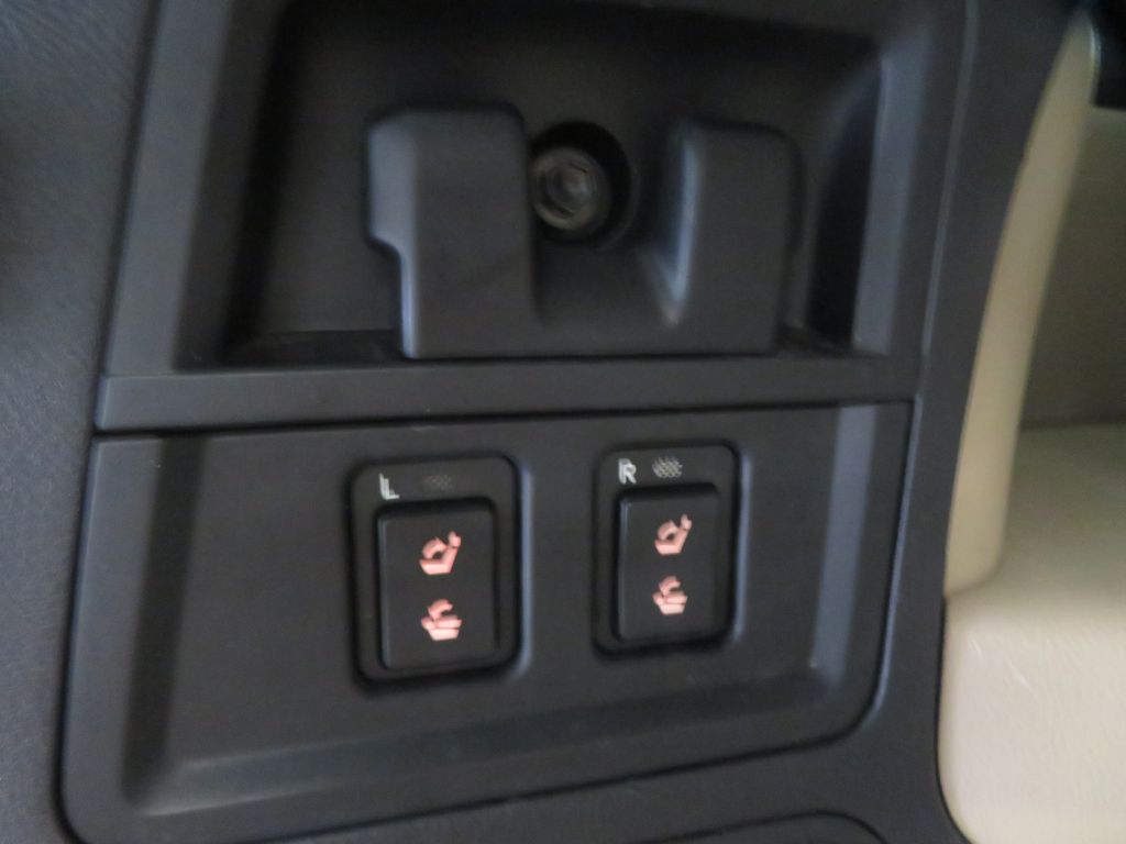Photo 65 of this TOYOTA SEQUOIA