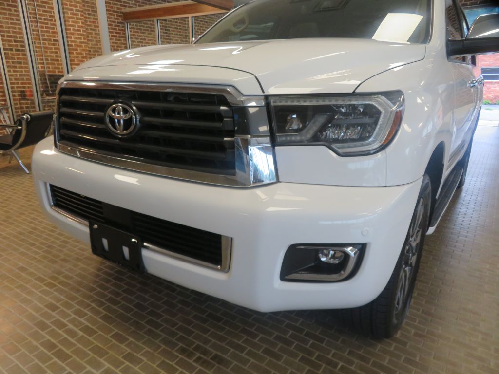 Photo 76 of this TOYOTA SEQUOIA