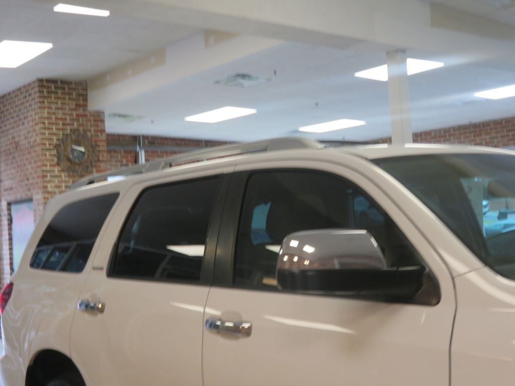 Photo 80 of this TOYOTA SEQUOIA