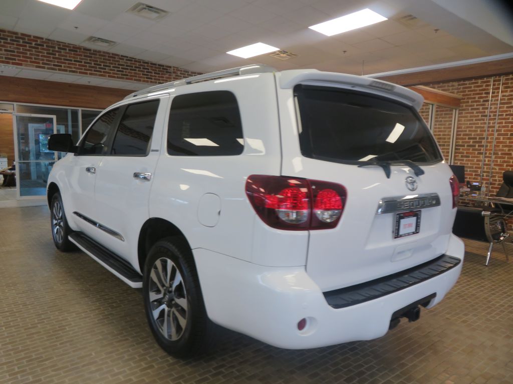 Photo 86 of this TOYOTA SEQUOIA