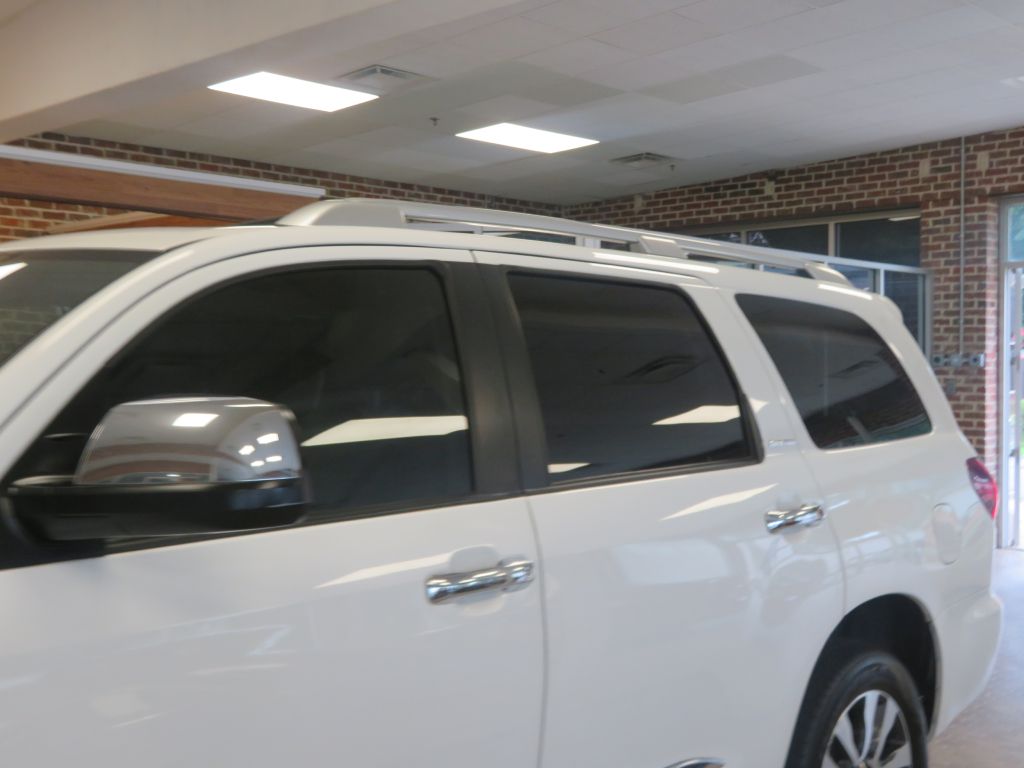 Photo 88 of this TOYOTA SEQUOIA
