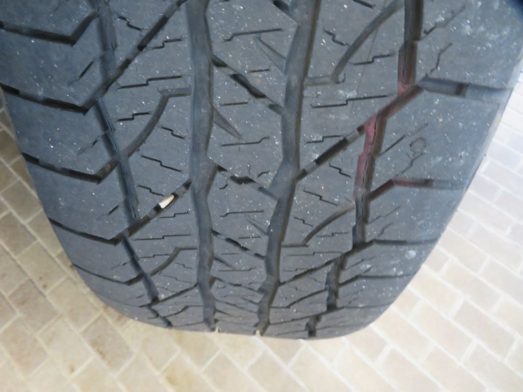 Photo 12 of this TOYOTA TUNDRA